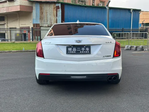 Cadillac CT6