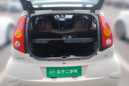BYD F0
