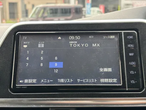 Toyota Sienta