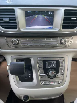 Maxus G10