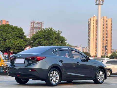 Mazda Mazda3