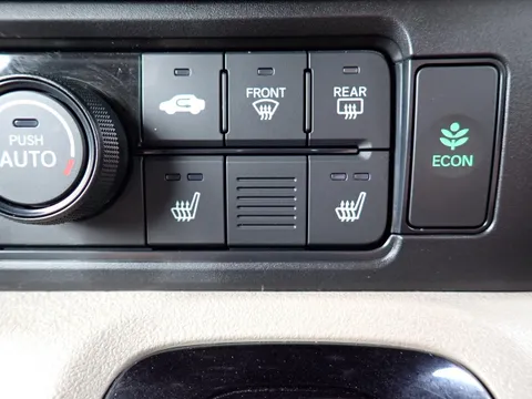 Honda N-BOX Joy