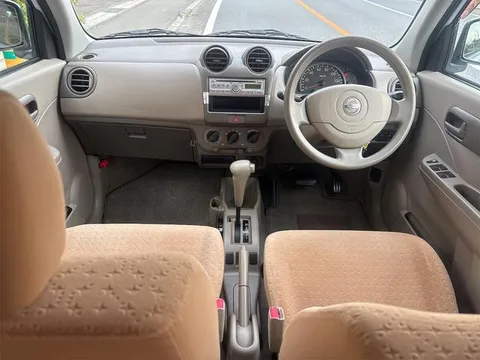 Nissan Pino
