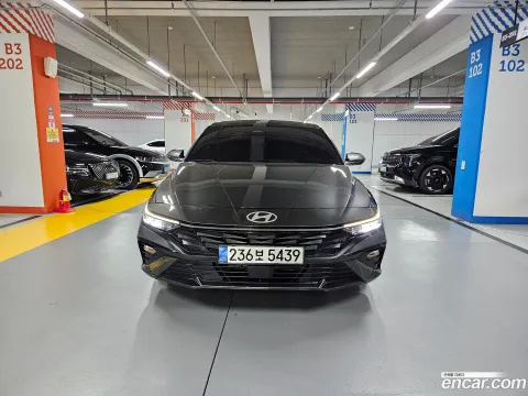 Hyundai Elantra (Avante)