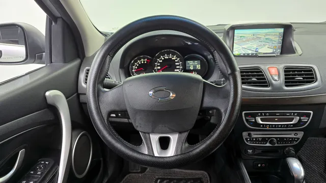 Renault SM3