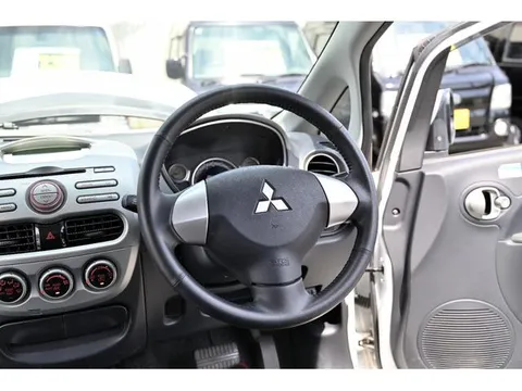 Mitsubishi I