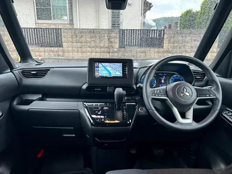 Mitsubishi eK X Space