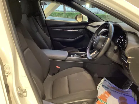Mazda MAZDA3 Fastback