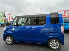 Toyota Pixis Mega
