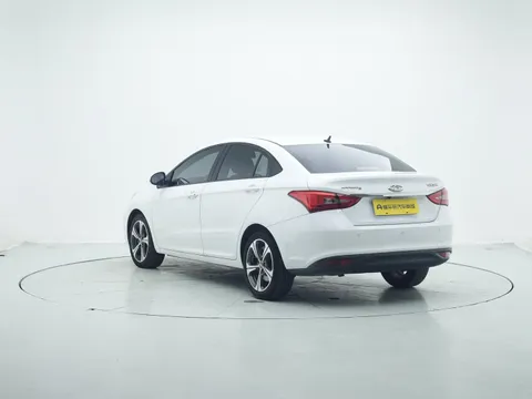 Chery Arrizo 5