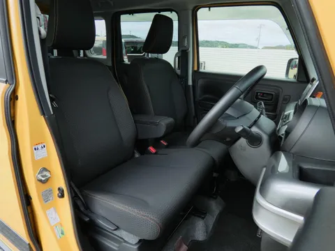 Suzuki Spacia Gear