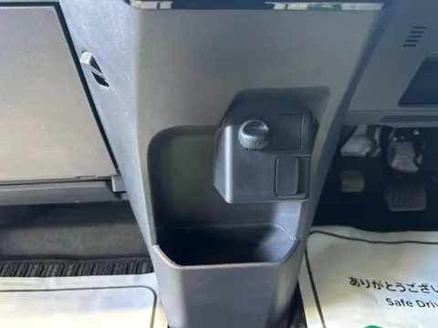 Toyota Pixis Mega