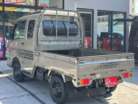 Suzuki Carry Track