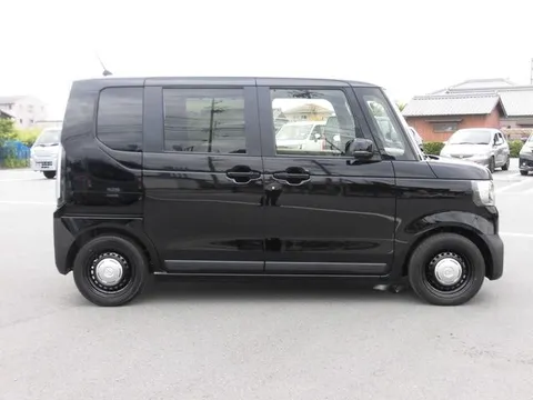 Honda N-BOX Joy