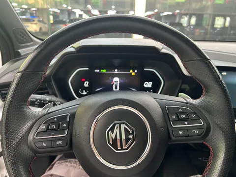 MG MG5