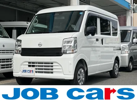 Nissan Clipper Van