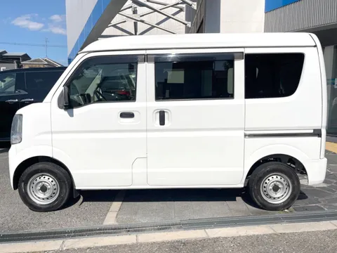 Nissan Clipper