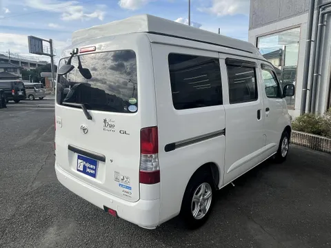Toyota TownAce Van