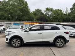 Kia KX