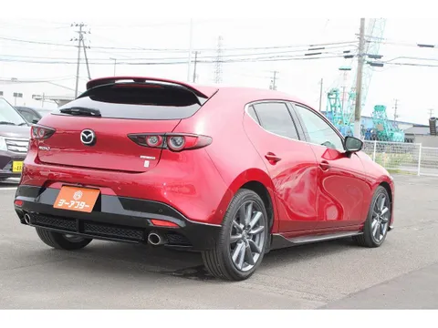 Mazda MAZDA3 Fastback