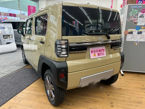 Daihatsu Taft