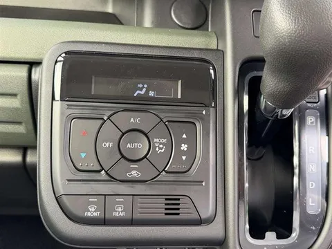 Suzuki Spacia Gear