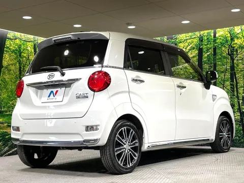 Daihatsu Cast