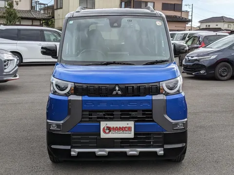 Mitsubishi Delica Mini