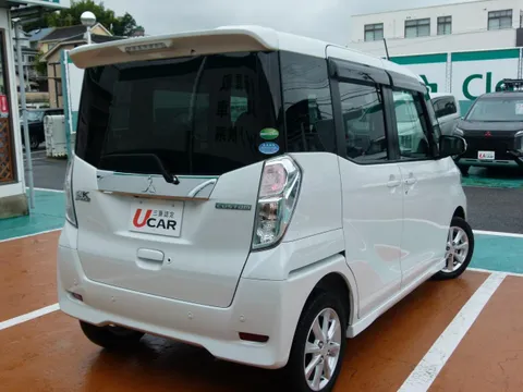 Mitsubishi eK Space