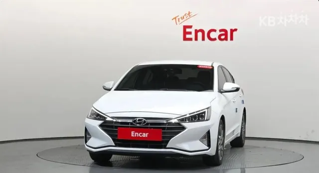 Hyundai Elantra (Avante)