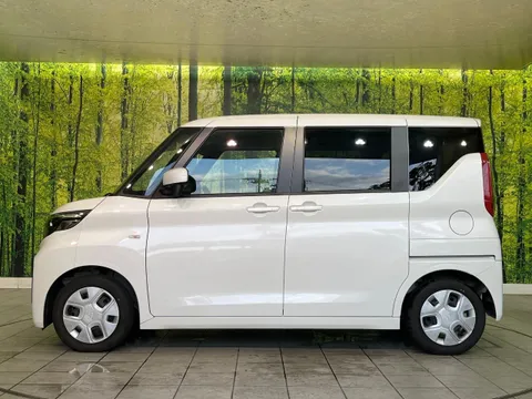 Mitsubishi eK Space