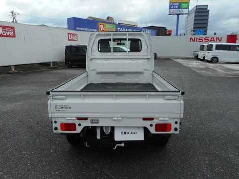 Nissan Clipper Truck
