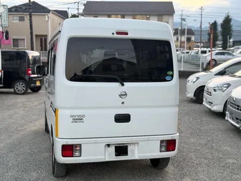 Nissan Clipper