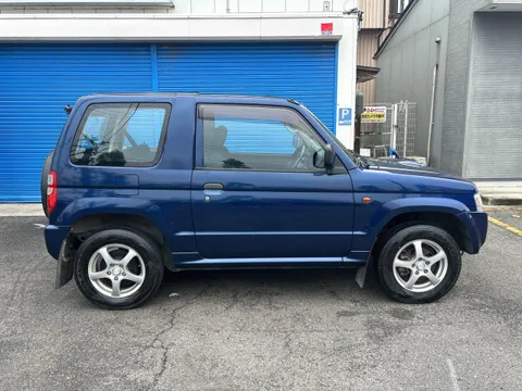 Nissan KIX
