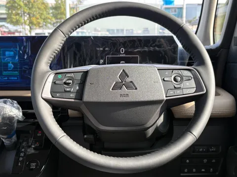 Mitsubishi Delica Mini