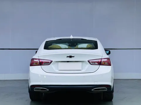 Chevrolet Malibu XL