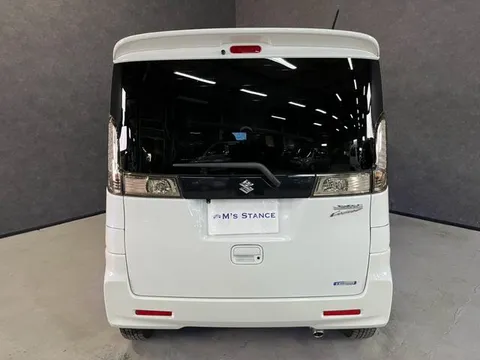 Suzuki Spacia Custom