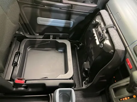 Suzuki Spacia Base