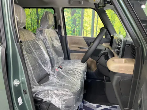 Mitsubishi Delica Mini
