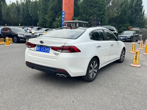 Kia K4