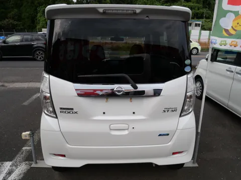Nissan Dayz Roox
