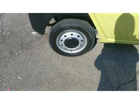 Daihatsu Naked