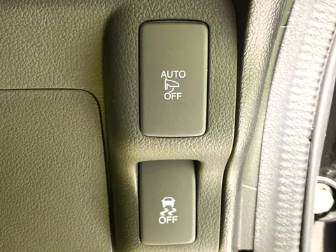 Honda N-BOX Slash