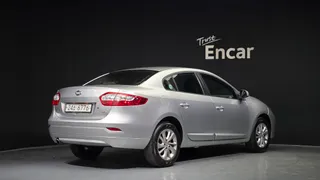 Renault SM3