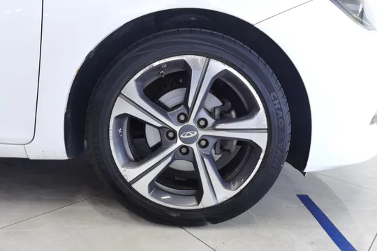 Chery Arrizo 5