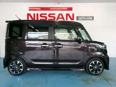 Suzuki Spacia