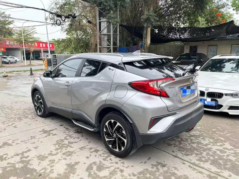 Toyota Izoa
