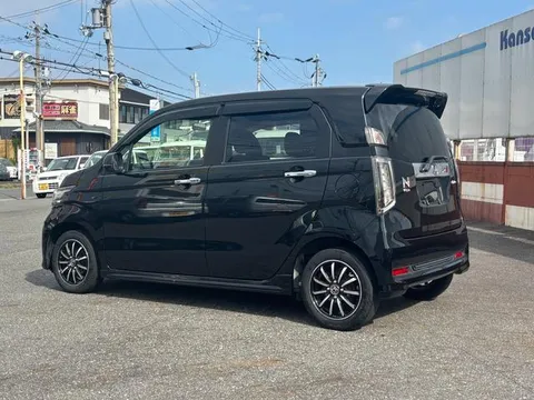 Honda N-WGN Custom