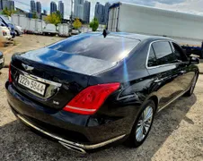 Genesis G90 (EQ900)