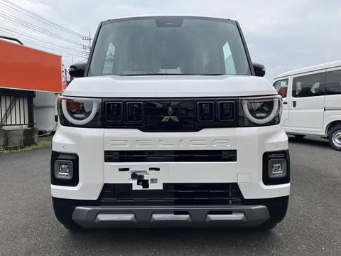 Mitsubishi Delica Mini